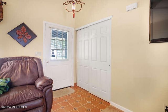 553 Petunia Lane N, Whiting, NJ 08759