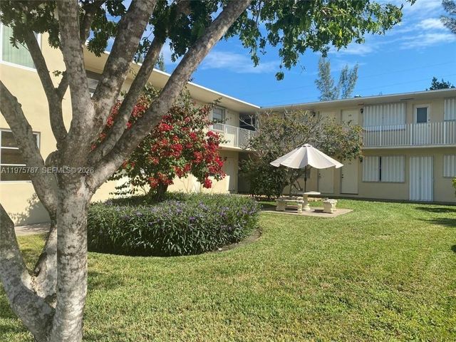 1301 N 12th Ct 5B, Hollywood, FL 33019