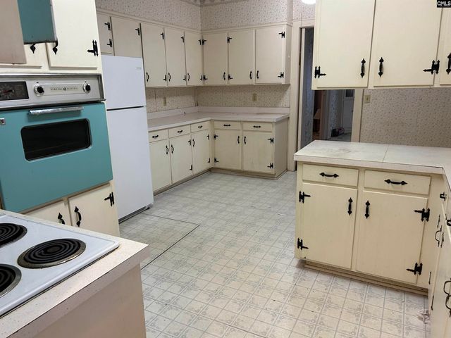 811 College Street, Newberry, SC 29108