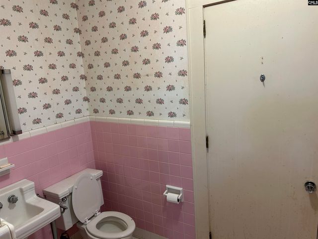 811 College Street, Newberry, SC 29108