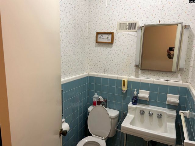 811 College Street, Newberry, SC 29108