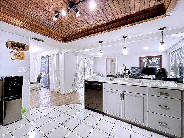 9115 PANDA LANE, Port Richey, FL 34668