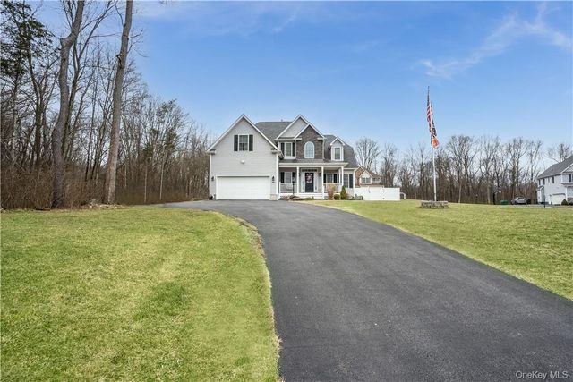 12 Whalen Road, Hopewell Junction, NY 12533