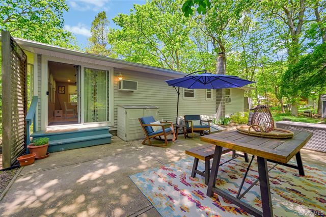 340 Pine Road, Southold, NY 11971