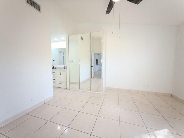 6016 NW 172nd Terrace Circle, Hialeah, FL 33015