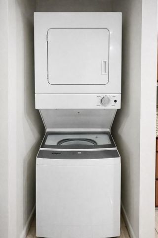 6016 NW 172nd Terrace Circle, Hialeah, FL 33015