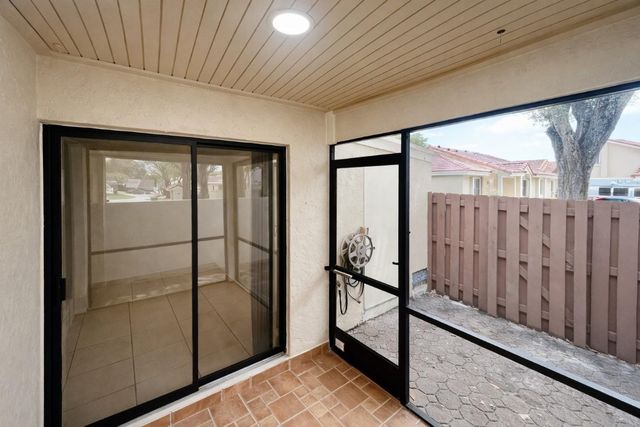 6016 NW 172nd Terrace Circle, Hialeah, FL 33015