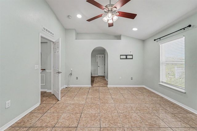817 LAKE DOE BOULEVARD, Apopka, FL 32703