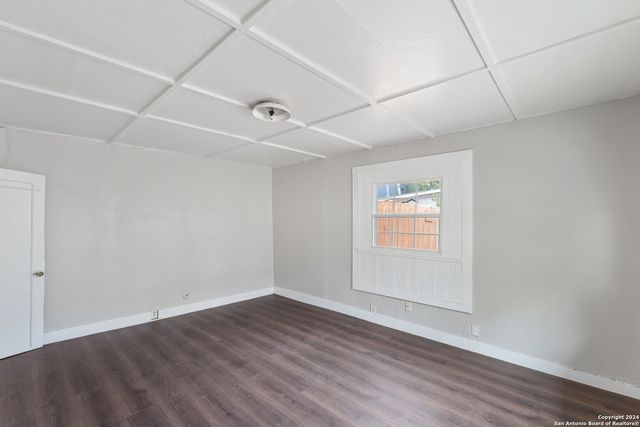 2311 EL PASO ST, San Antonio, TX 78207