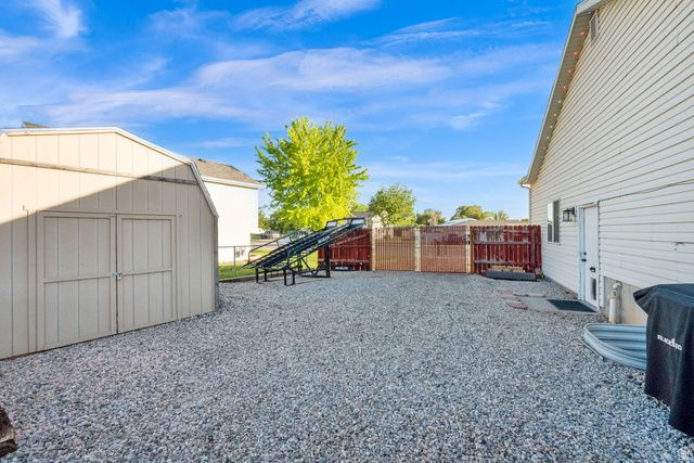 918 W 1600 N, Harrisville, UT 84404