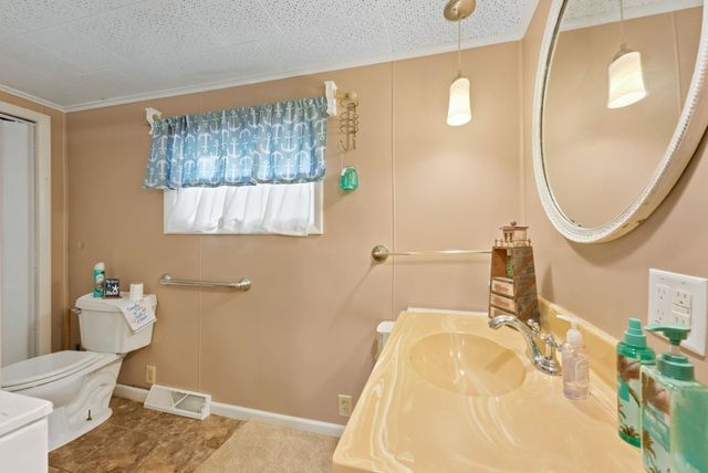 40 Lane 250 Lake Pleasant, Orland, IN 46776