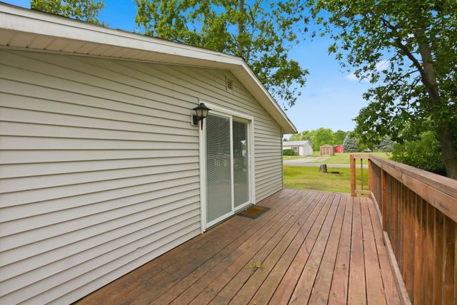 40 Lane 250 Lake Pleasant, Orland, IN 46776