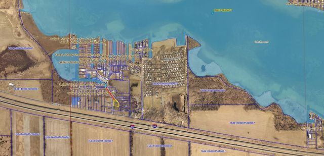 40 Lane 250 Lake Pleasant, Orland, IN 46776