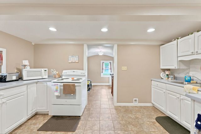 40 Lane 250 Lake Pleasant, Orland, IN 46776
