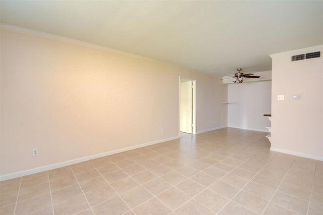2350 Bering Drive 71, Houston, TX 77057