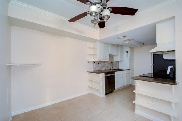 2350 Bering Drive 71, Houston, TX 77057
