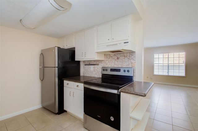 2350 Bering Drive 71, Houston, TX 77057