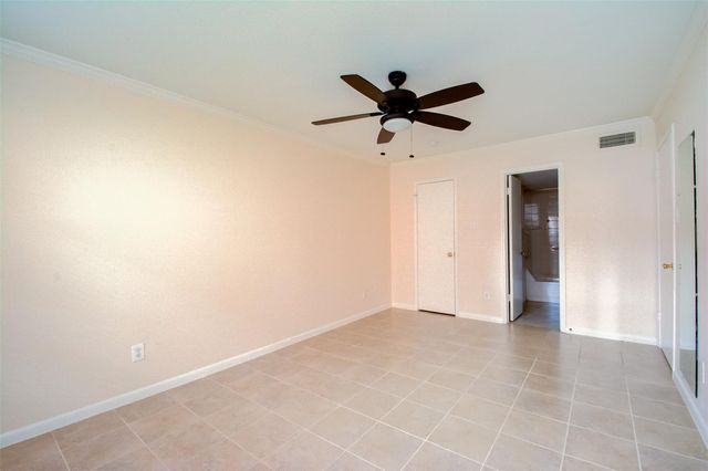 2350 Bering Drive 71, Houston, TX 77057