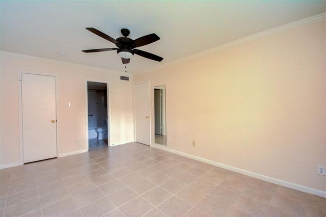 2350 Bering Drive 71, Houston, TX 77057