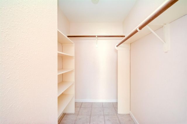 2350 Bering Drive 71, Houston, TX 77057