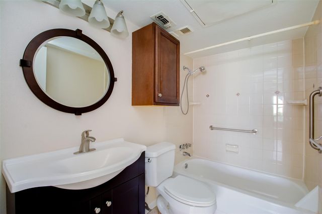 2350 Bering Drive 71, Houston, TX 77057