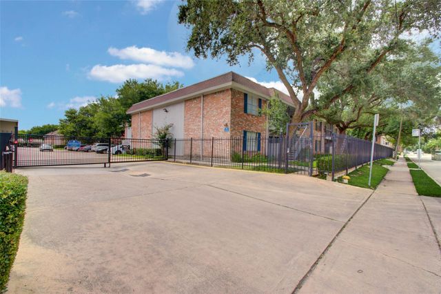 2350 Bering Drive 71, Houston, TX 77057