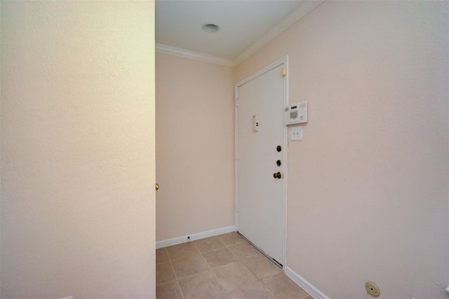 2350 Bering Drive 71, Houston, TX 77057