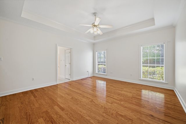 217 Greenwood Pl, Hattiesburg, MS 39402