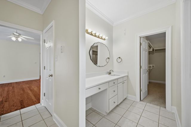 217 Greenwood Pl, Hattiesburg, MS 39402