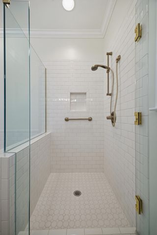 217 Greenwood Pl, Hattiesburg, MS 39402