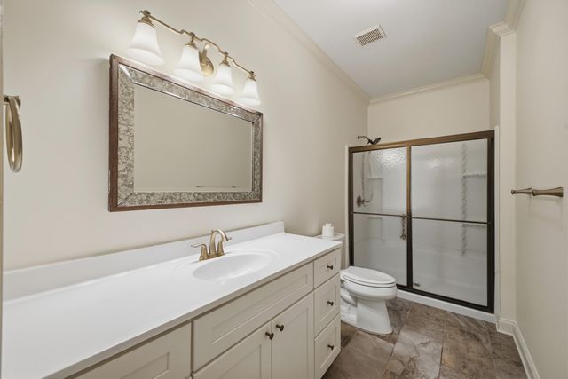 217 Greenwood Pl, Hattiesburg, MS 39402