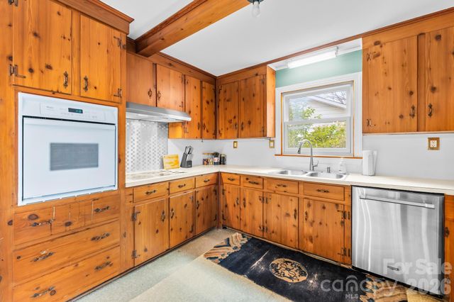 6240 Candlewood Drive, Charlotte, NC 28210