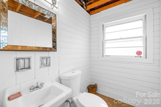 6240 Candlewood Drive, Charlotte, NC 28210