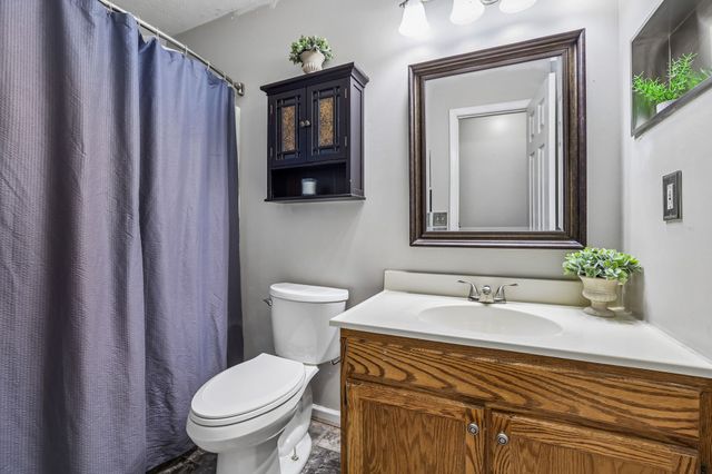 106 Cayenne Rd, Bell Buckle, TN 37020