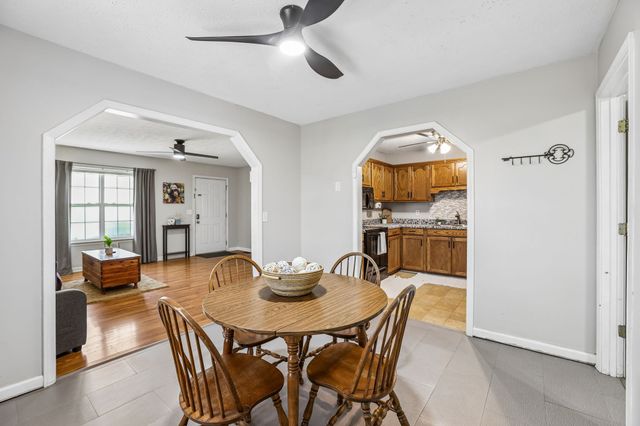 106 Cayenne Rd, Bell Buckle, TN 37020