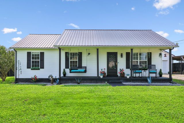 106 Cayenne Rd, Bell Buckle, TN 37020