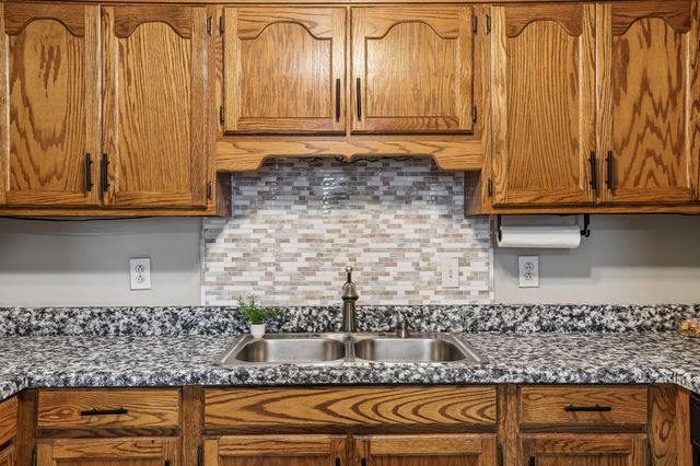 106 Cayenne Rd, Bell Buckle, TN 37020