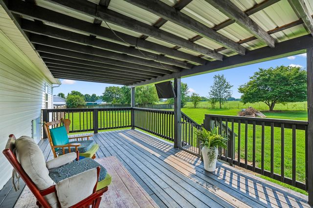 106 Cayenne Rd, Bell Buckle, TN 37020