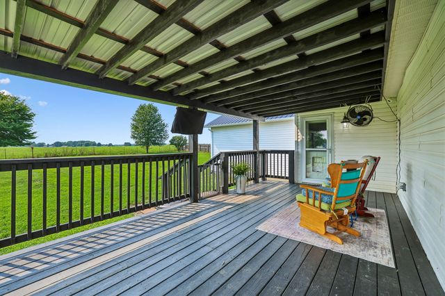 106 Cayenne Rd, Bell Buckle, TN 37020