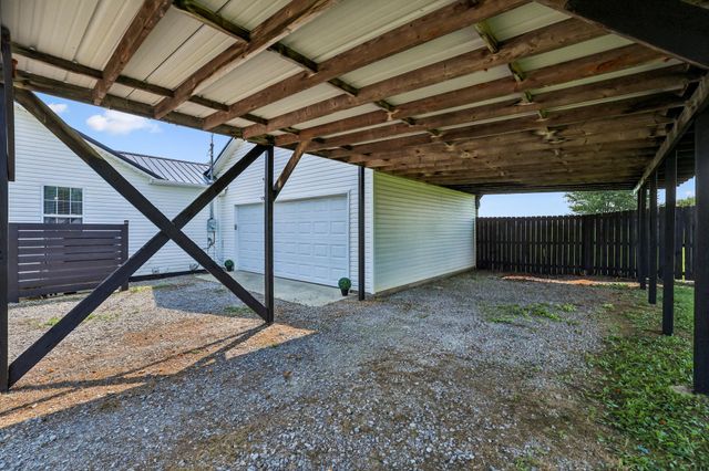 106 Cayenne Rd, Bell Buckle, TN 37020