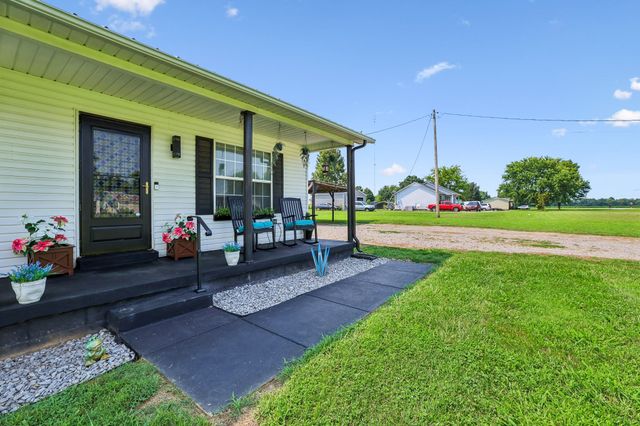 106 Cayenne Rd, Bell Buckle, TN 37020