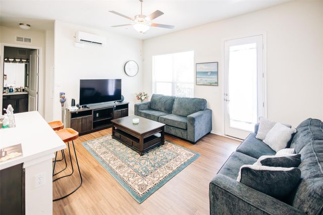 8601 W Gate BLVD 4203, Austin, TX 78745