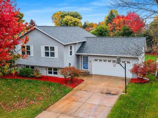 57 OPPORTUNITY WAY, Appleton, WI 54915