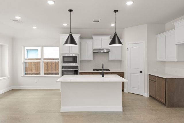 920 Lost Mine Trail, Little Elm, TX 75068