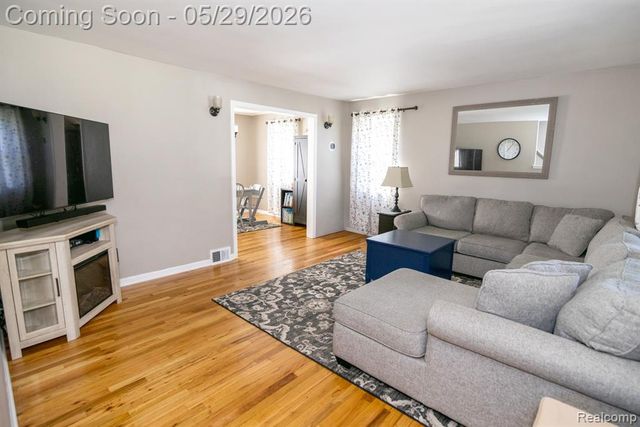 3757 Cone Avenue, Rochester Hills, MI 48309