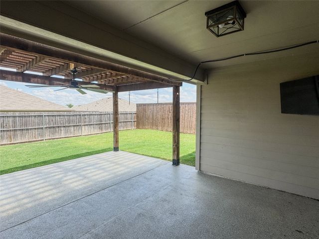 801 Meadow Creek Lane, Josephine, TX 75189