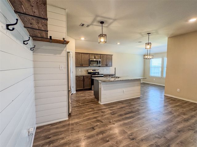801 Meadow Creek Lane, Josephine, TX 75189