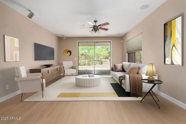 1676 W OWENS Way, Anthem, AZ 85086