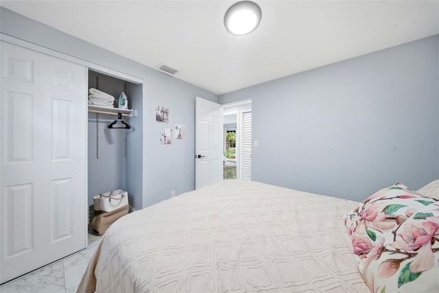 12116 N 52ND STREET, Temple Terrace, FL 33617