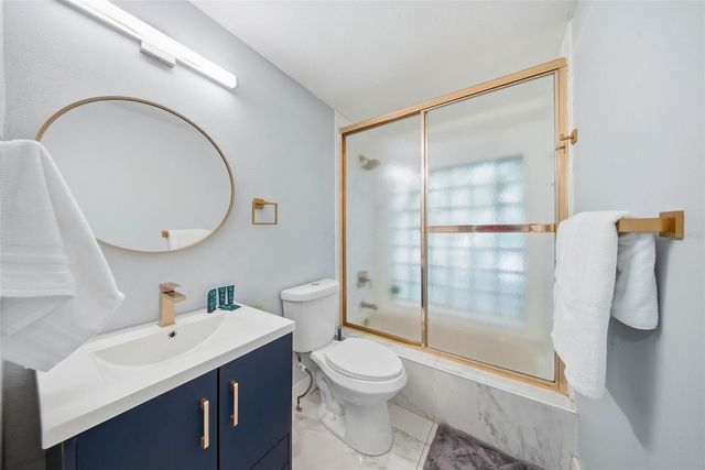 12116 N 52ND STREET, Temple Terrace, FL 33617